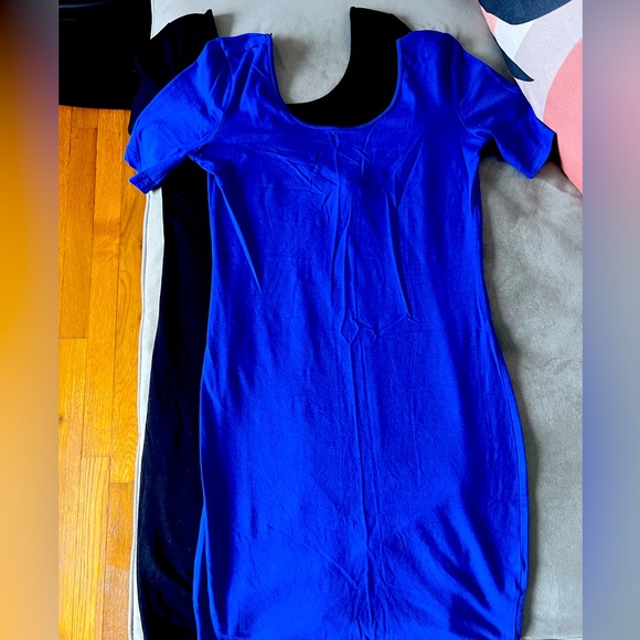 “Summer Sale” 2 scooped mini back dresses - Picture 2 of 3